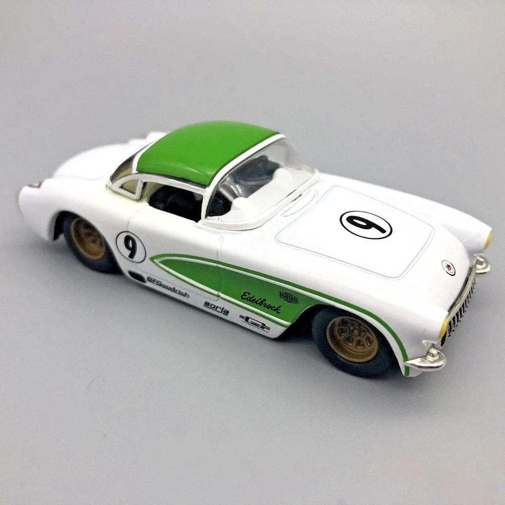 Jada Bigtime Muscle 1957 57 Chevy Chevrolet Corvette Drag Car White Diecast 1/64